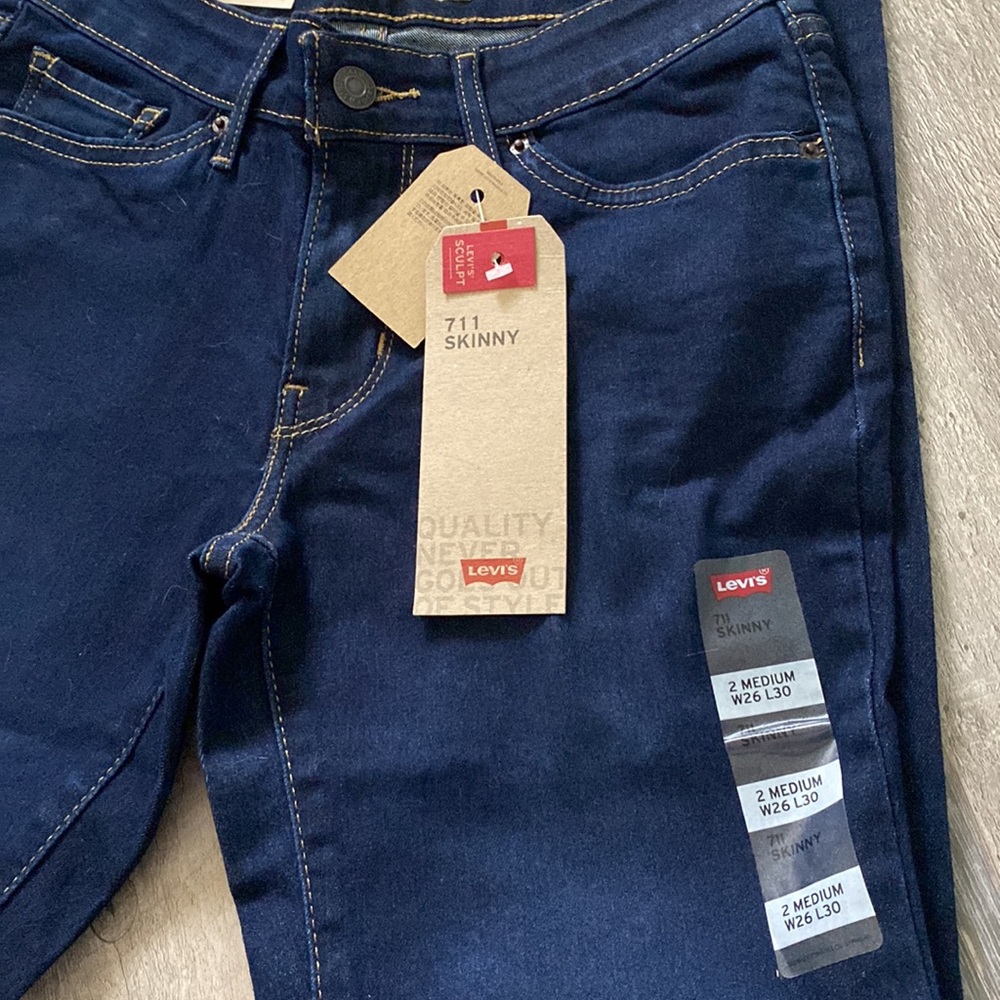 πHPπ NWT Leviβs 711 Skinnyβ¨ Size 26 - Picture 4 of 7
